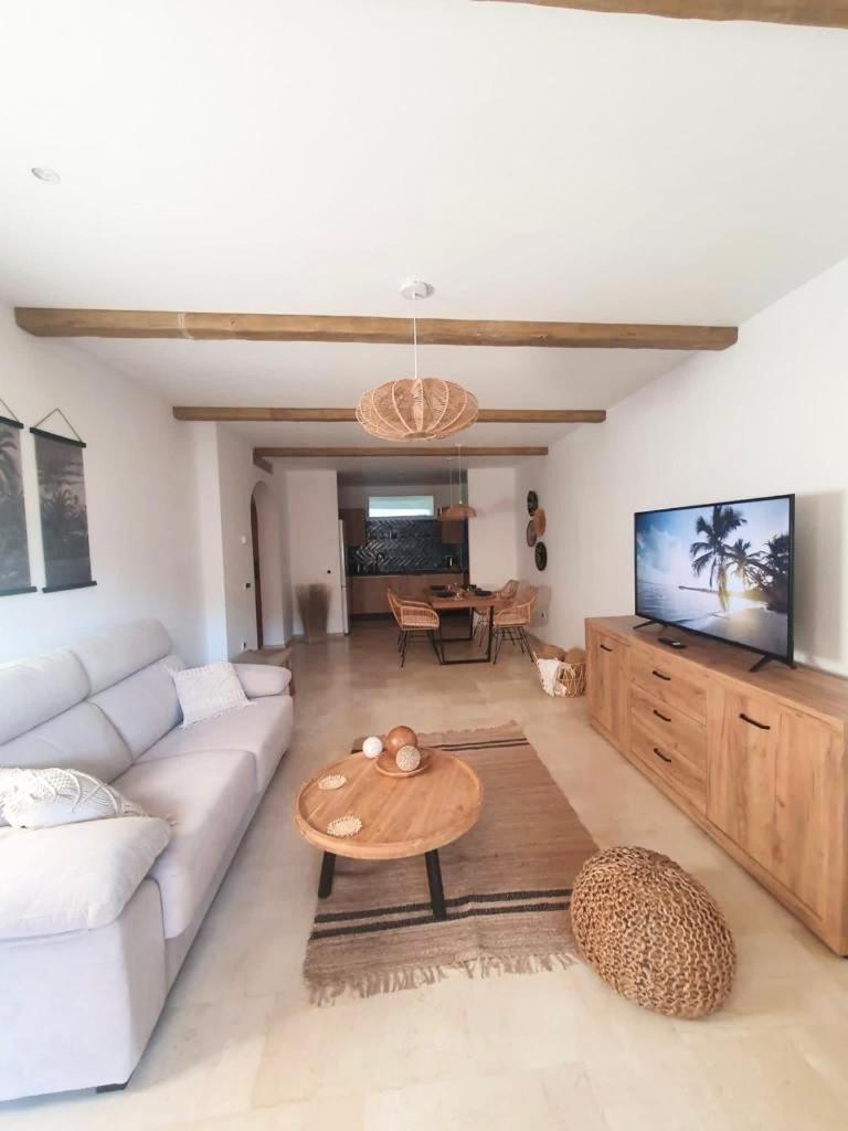 El Nautico Coral Suites Σαν Μιγκέλ ντε Αμπόνα Εξωτερικό φωτογραφία